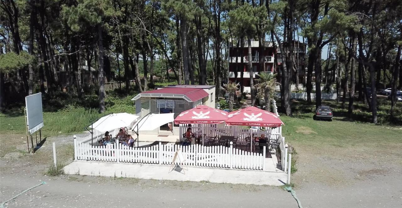 Guest House Guriani Grigoleti Buitenkant foto